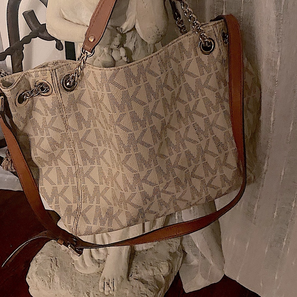 Authentic Michael Kors Handbag